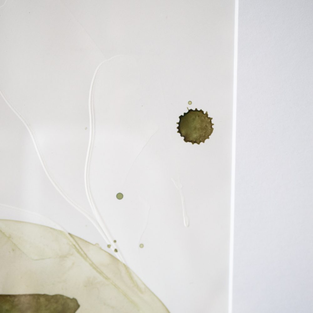 Steinpapier im Glasrahmen Natur