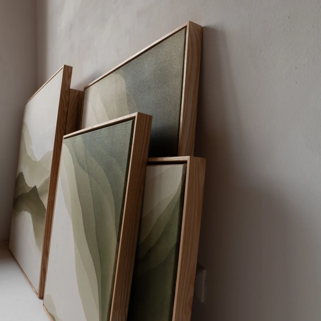 Artist Christina Hohenwarter - Fine Art - Online Painting Course - Floating Frames