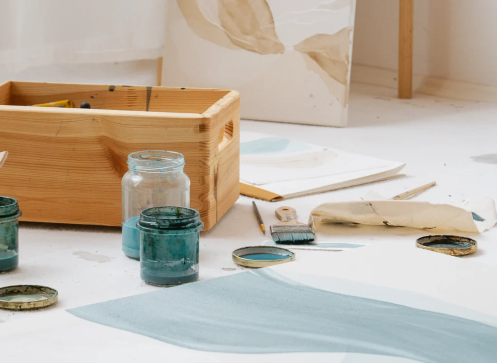 Online Painting Course - Creative Community - Support -Membership Are - Your creative space - learning platform - inspiration - art journaling - acrylic inks - Intuitive Painting - quick painting ideas - painting tutorial